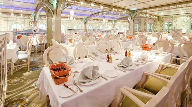 Disney Dream - Enchanted Garden